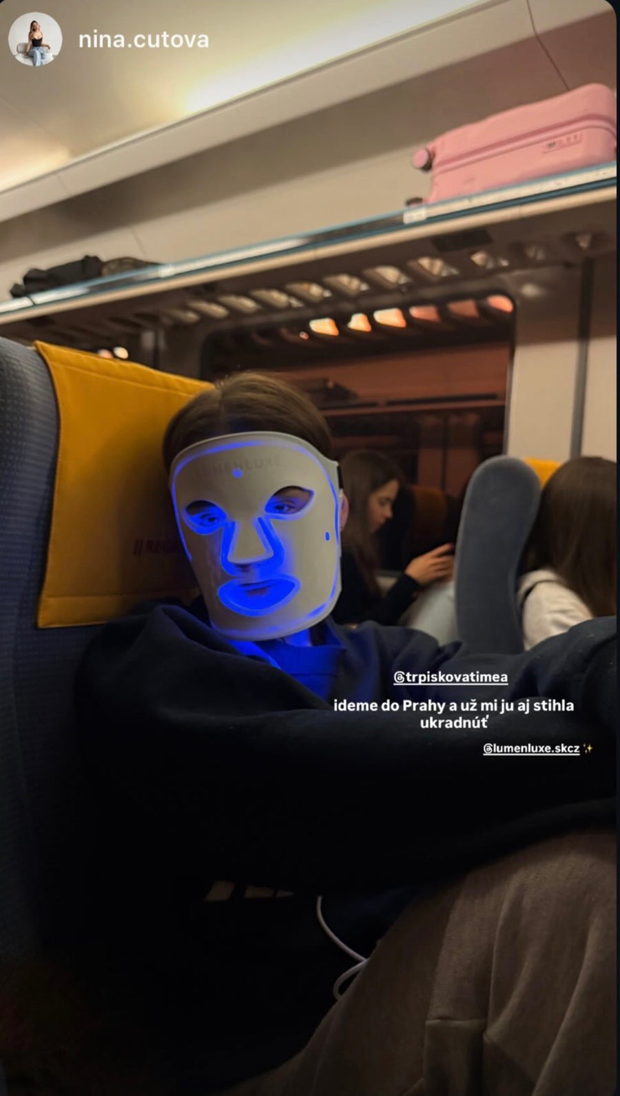 LumenLuxe LED arcmaszk – vásárlói fotó