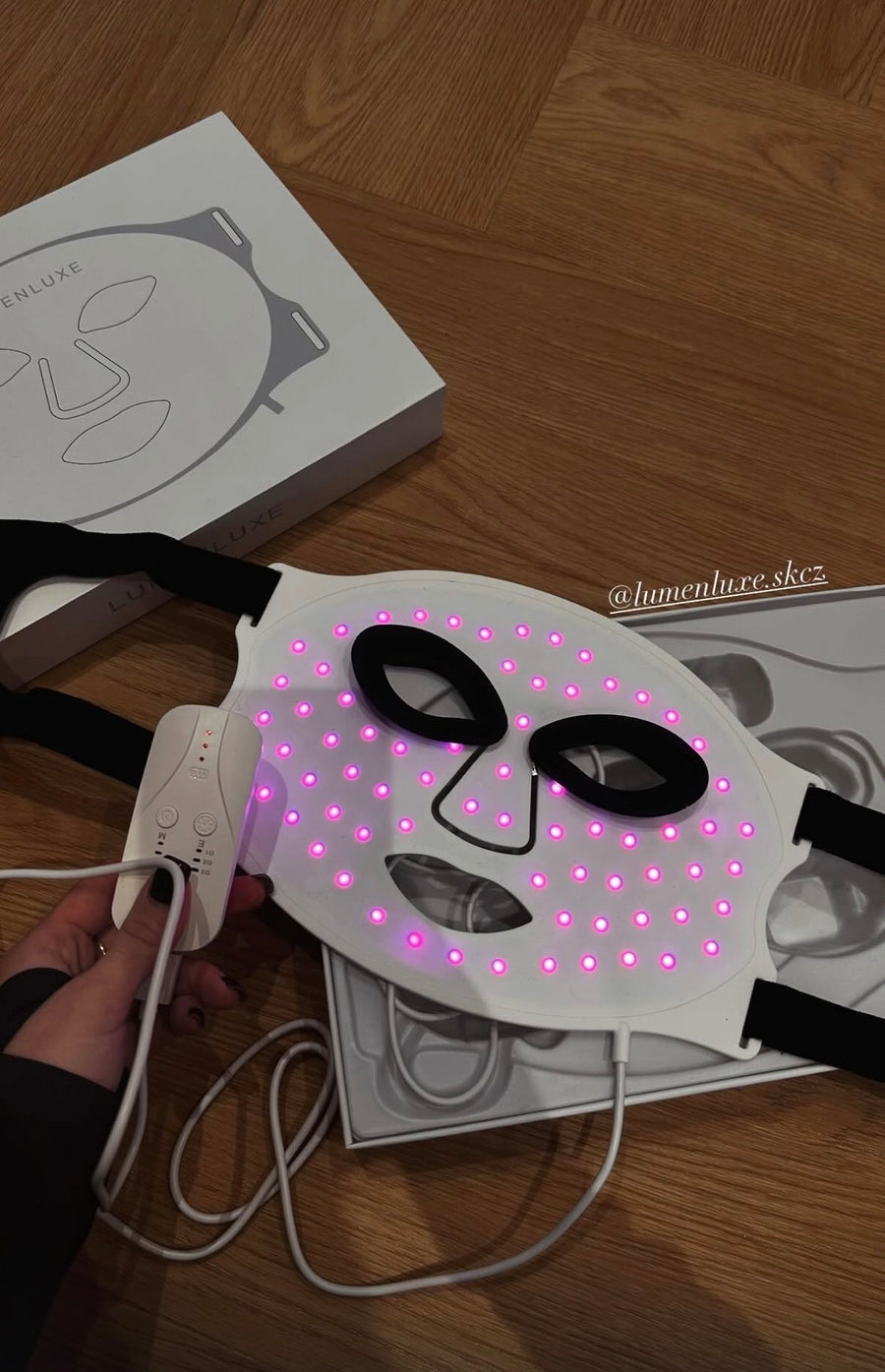 LumenLuxe LED arcmaszk – vásárlói fotó